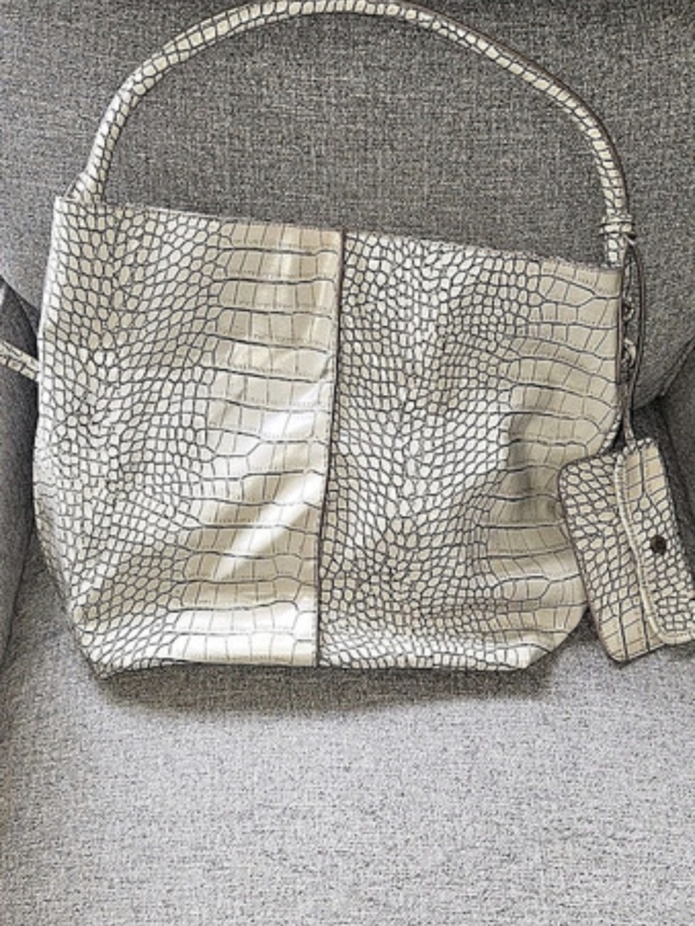 Crocodile-Embossed Vera Wang Tote Bag in Ecru